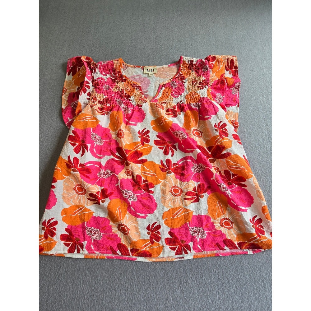 BiBi Floral Blouse Womens Small Pink Orange Smocked V-Neck Flutter Sleeve Top